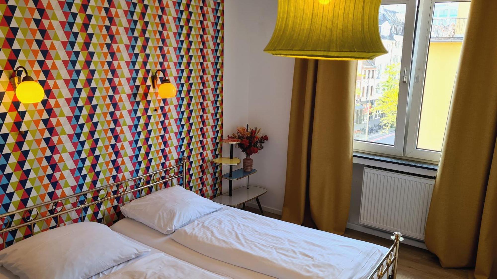 Weltempfaenger Backpacker Hostel Köln Dış mekan fotoğraf